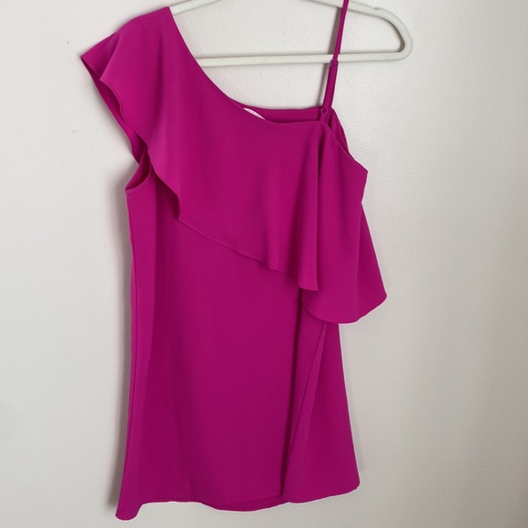 TCEC Dress - Picture 2 of 4